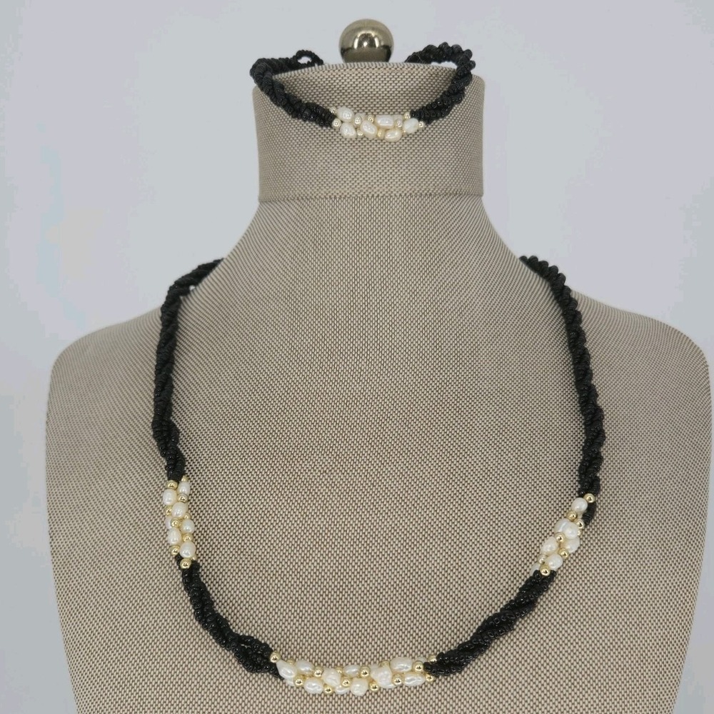 Black Seed Bead Freshwater Pearl Necklace And Bracelet Set‎ Gold Accent 21" EUC
